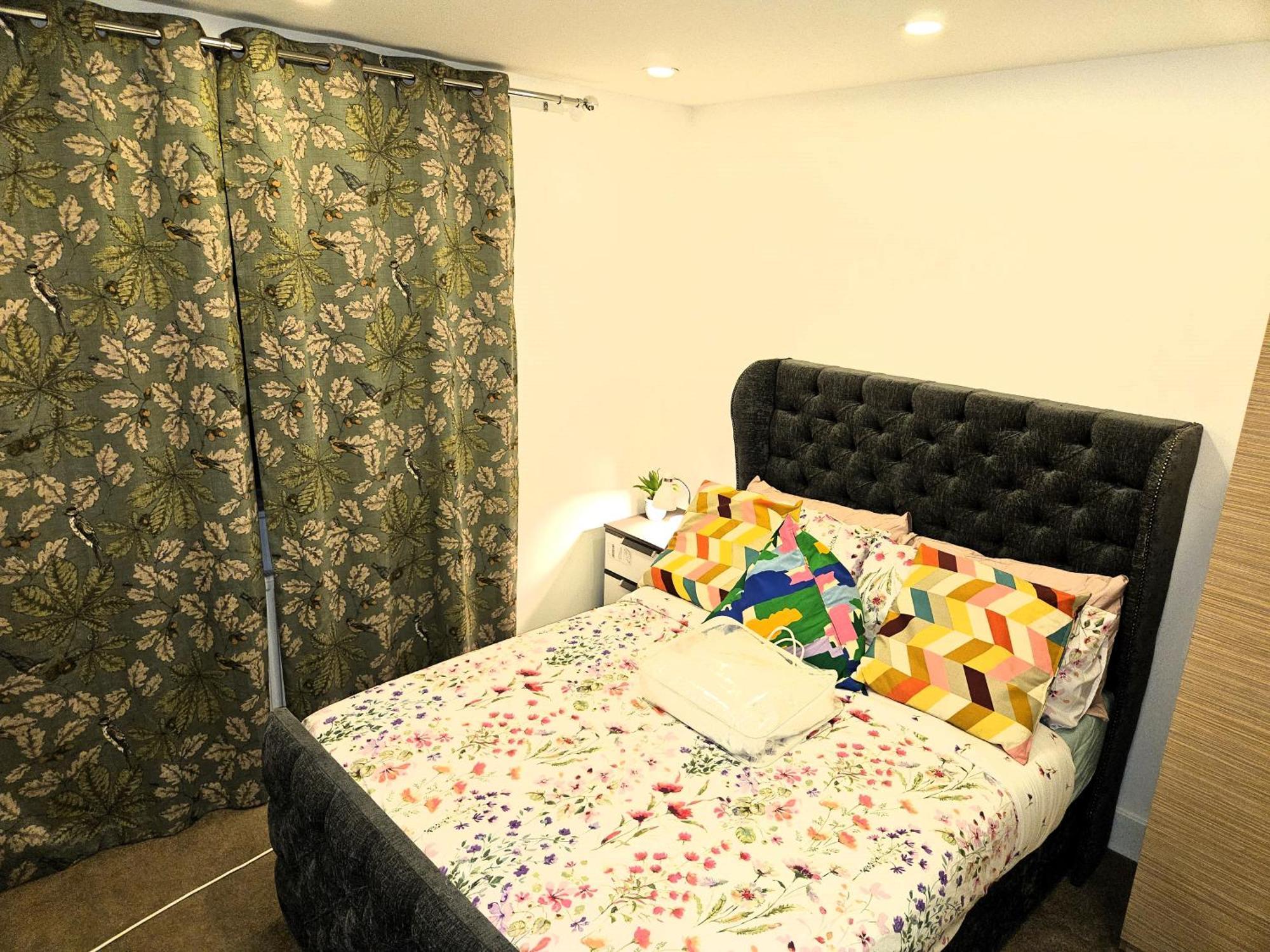 London Sleephouse Partying Is Not Allowed Pls Ngoại thất bức ảnh